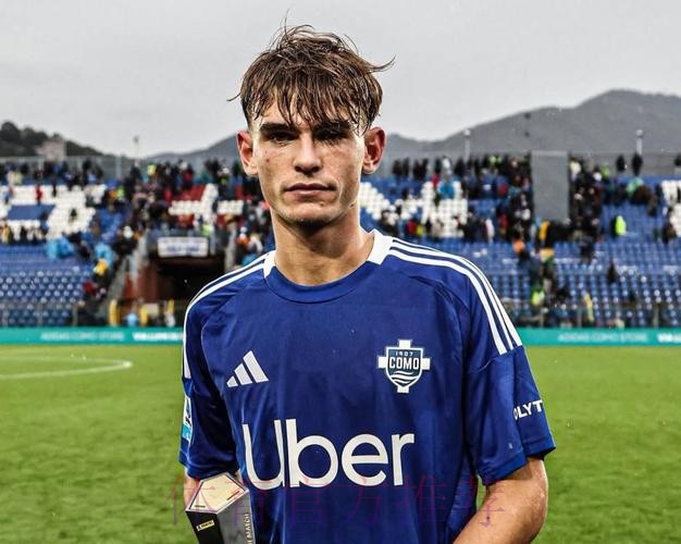 罗马诺:皇马关注尼科-帕斯表现 转会协议含回购条款 罗马诺:皇马关注尼科-帕斯表现 转会协议含回购条款